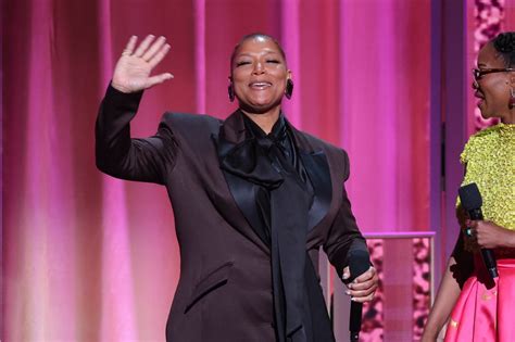 El Controversial Baile de Queen Latifah en Los Premios MTV: ¿Una Afirmación Política o Simple Diversión?